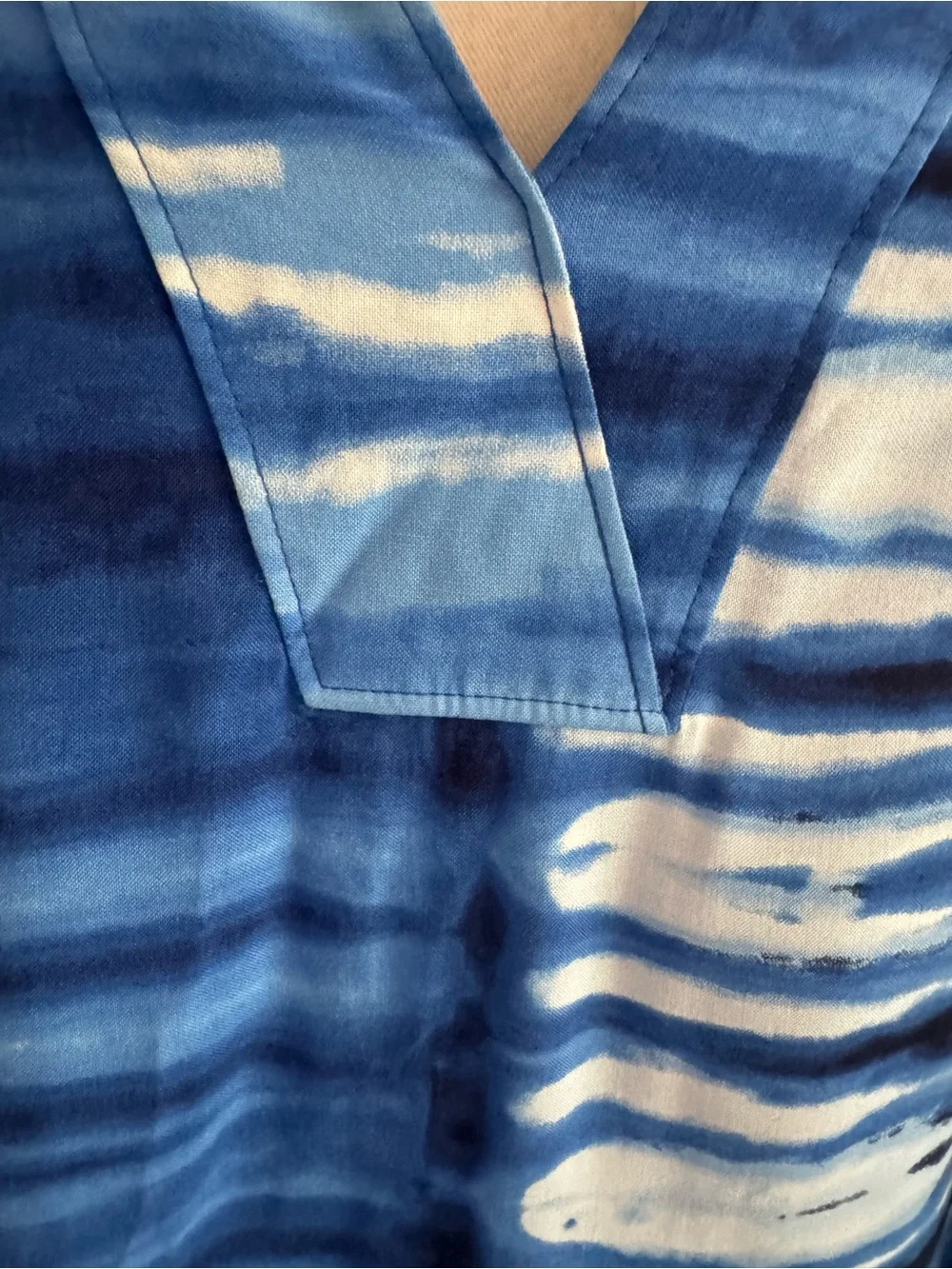 NATORI Blue White Tie-Dye V-Neck Swim Coverup Mini Dress Resort L Pool Beach